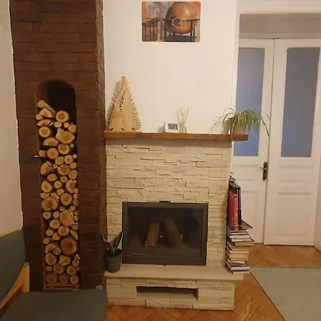 Lägenhet Ap Central Croitorilor Cu Parcare
